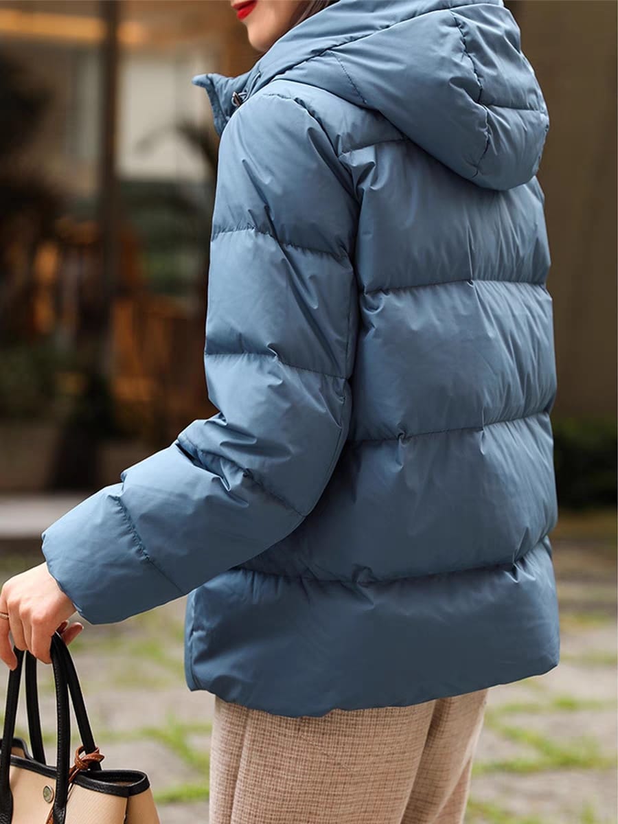 New autumn and winter women's coats and down jackets